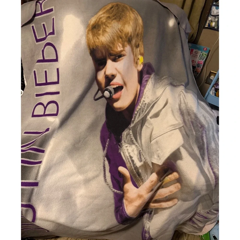 Justin Bieber Fleece Throw Blanket Purple Grey Music Fan Memorabilia Collectible